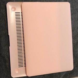 Mackbook pro 13 inch pink case!